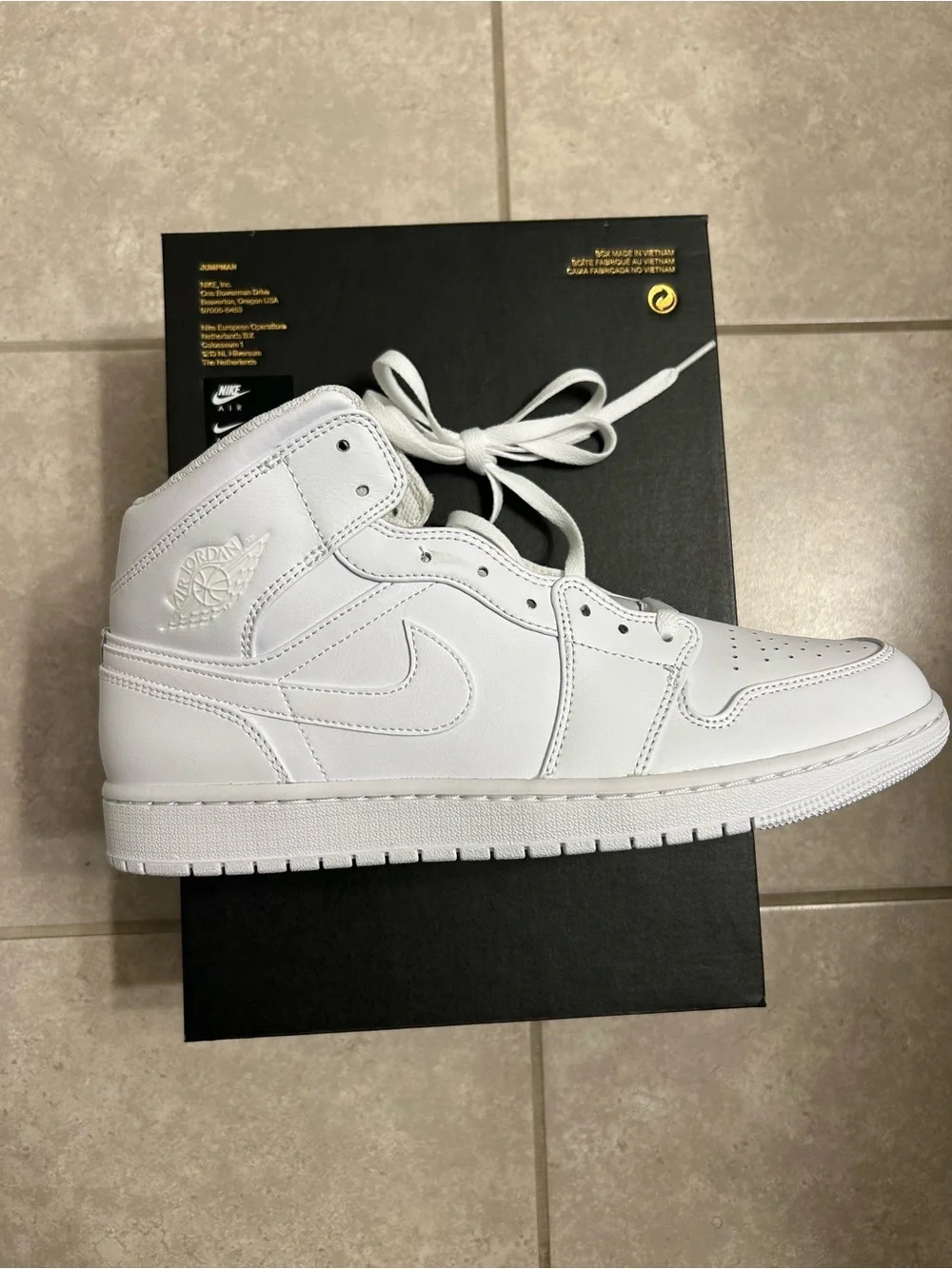 Jordan all white